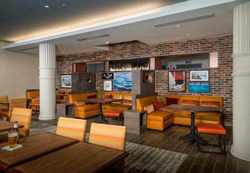Hotel Courtyard By Marriott Portland Downtown/waterfront