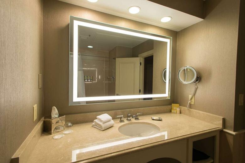 Hotel Royal Sonesta Harbor Court Baltimore