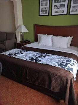 Hotel Sleep Inn & Suites Laurel