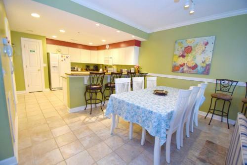 Apartamento Ocean's Edge 402