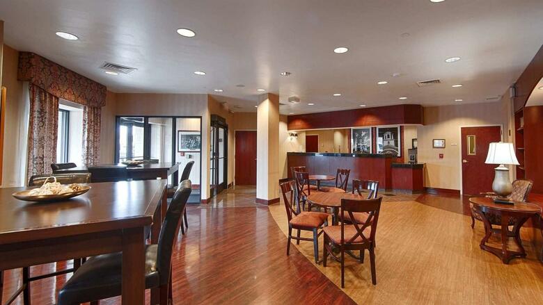 Hotel Best Western Plus Roundhouse Suites Boston