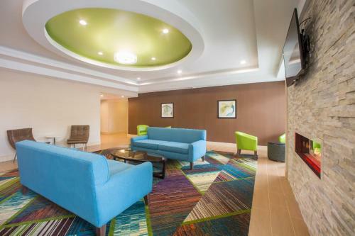 The North Shore Hotel