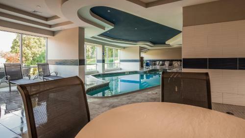 The North Shore Hotel