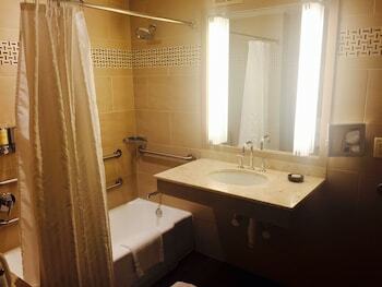 Hotel Royal Sonesta Boston