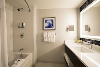 Hotel Royal Sonesta Boston