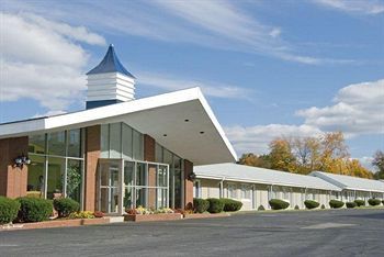 Motel Monticello Inn- Framingham/ Boston