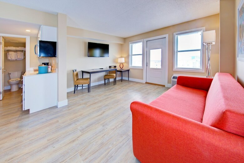 Commander Hotel