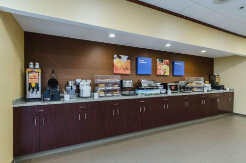 Hotel Comfort Inn Randolph-boston