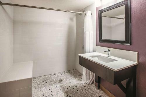 Hotel La Quinta By Wyndham Sturbridge