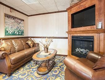 Hotel Baymont Inn & Suites - Battle Creek