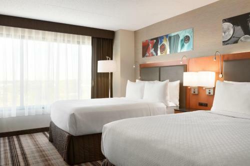Crowne Plaza Hotels & Resorts Auburn Hills