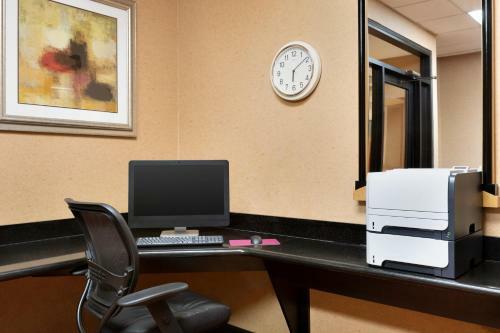 Crowne Plaza Hotels & Resorts Auburn Hills