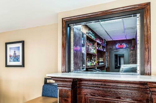 Detroit Regency Hotel
