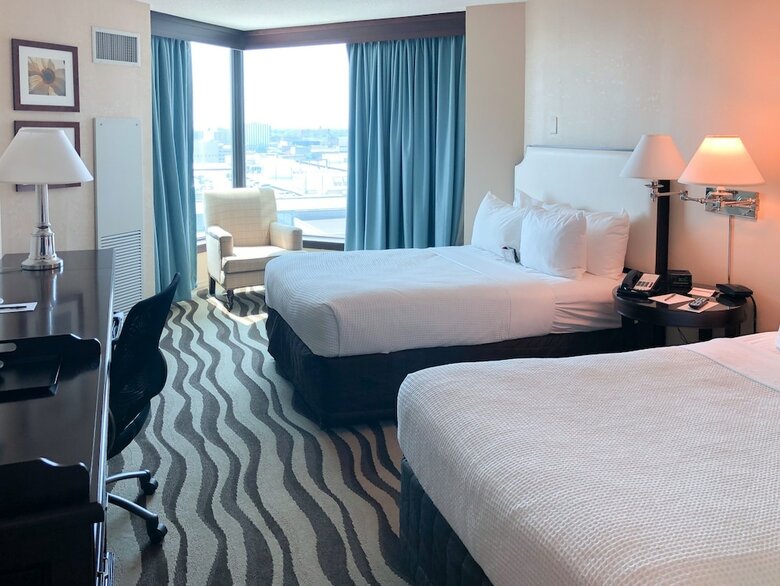 Hotel Crowne Plaza Detroit Downtown Riverfront