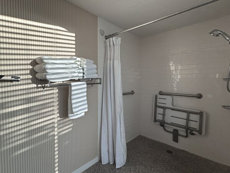 Hotel Crowne Plaza Detroit Downtown Riverfront