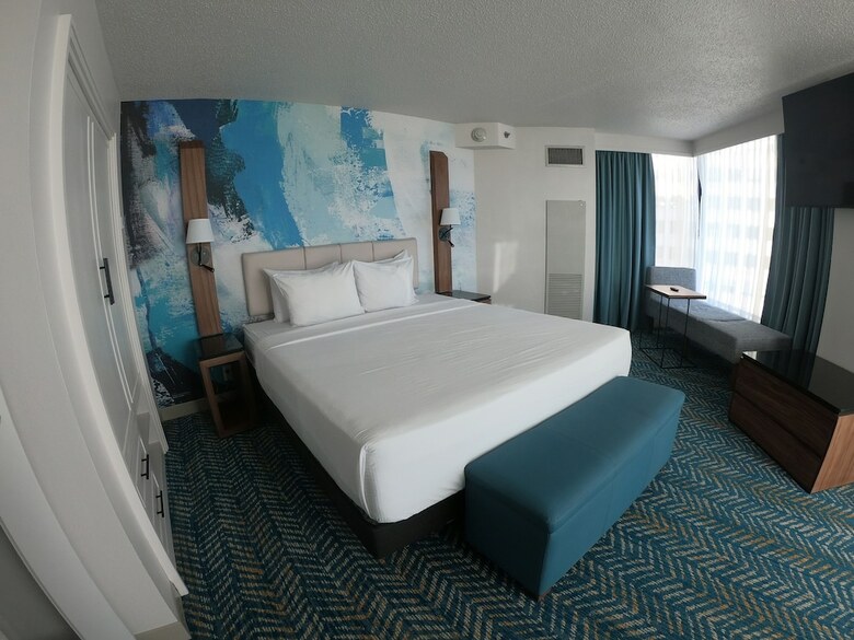 Hotel Crowne Plaza Detroit Downtown Riverfront