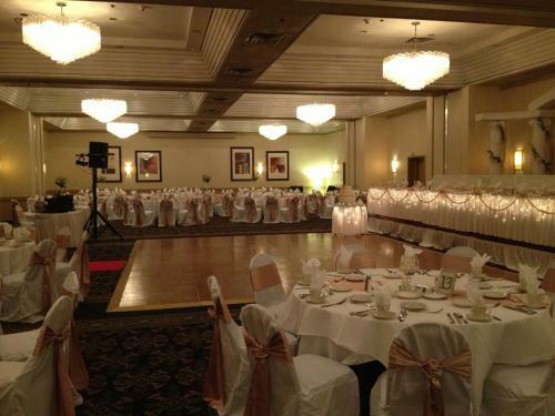 Crowne Plaza Hotel Grand Rapids - Airport