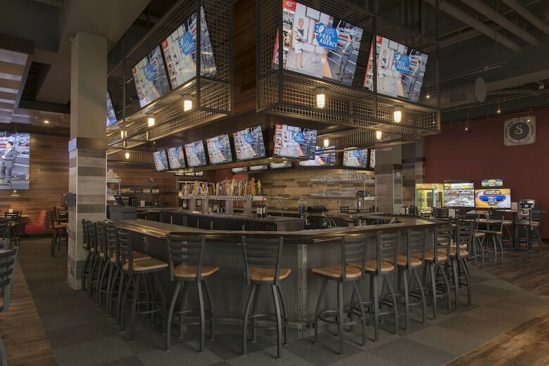 Hotel Courtyard By Marriott Holland Downtown