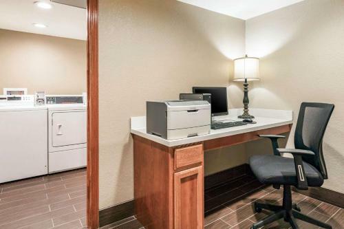 Hotel Americinn Kalamazoo