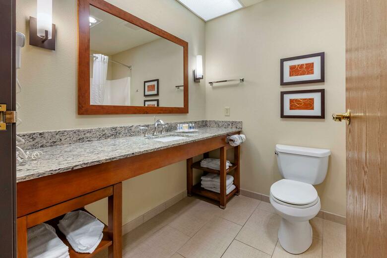 Hotel Comfort Suites Marquette
