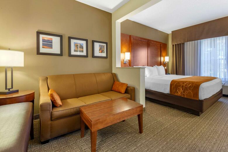 Hotel Comfort Suites Marquette