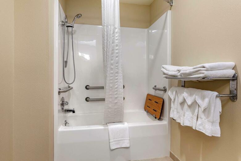 Hotel Comfort Suites Marquette