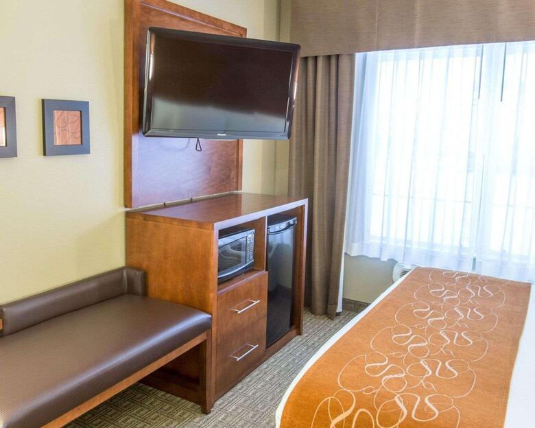 Hotel Comfort Suites Marquette