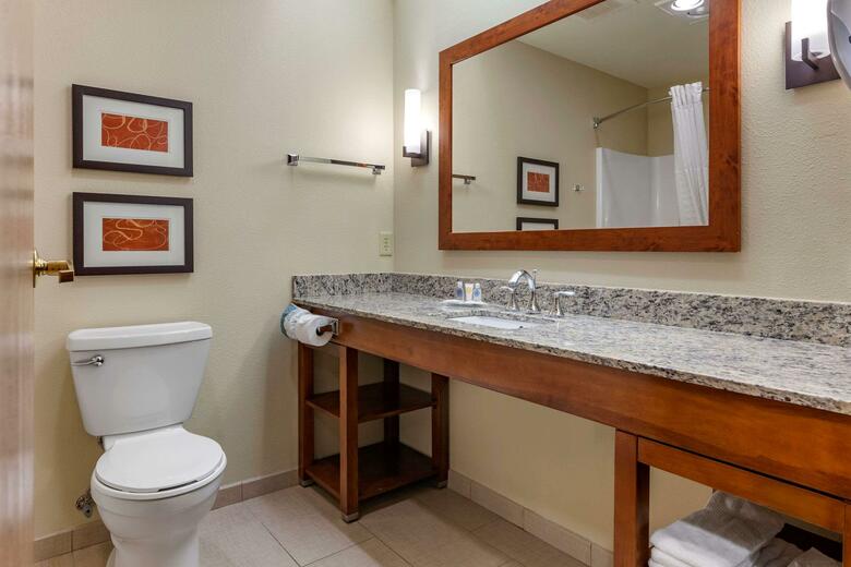 Hotel Comfort Suites Marquette