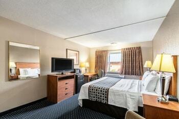 Magnuson Hotel Detroit Airport