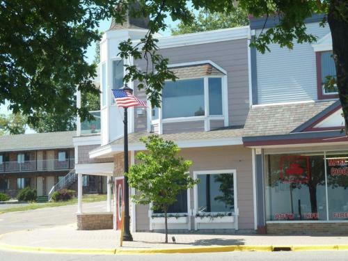 Apartamento Pier Harbor #2, Condo At Saint Ignace
