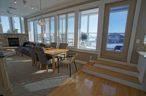 Apartamento Pier Harbor #2, Condo At Saint Ignace