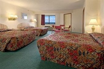 Hotel Bavarian Haus Lakefront Inn
