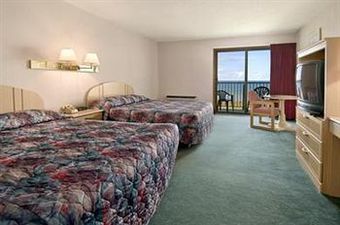 Hotel Bavarian Haus Lakefront Inn