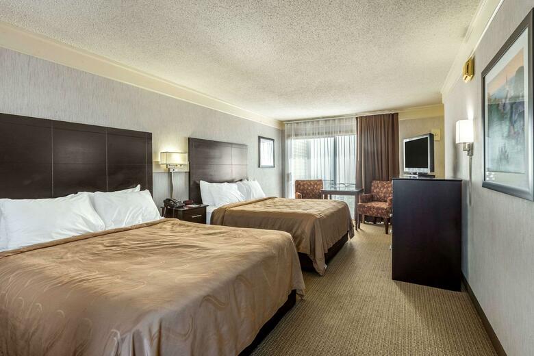 Hotel Quality Inn Lakefront