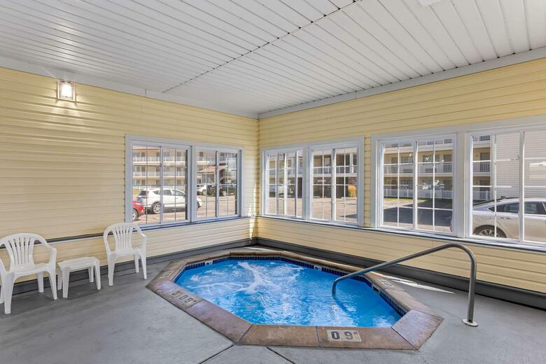 Hotel Quality Inn Lakefront