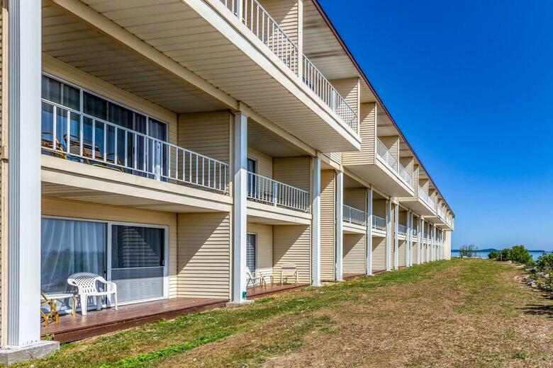 Hotel Quality Inn Lakefront