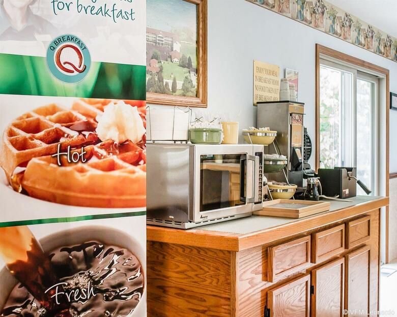 Hotel Quality Inn Lakefront