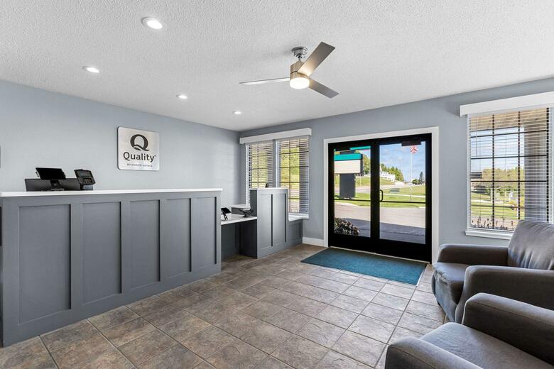 Hotel Quality Inn Lakefront