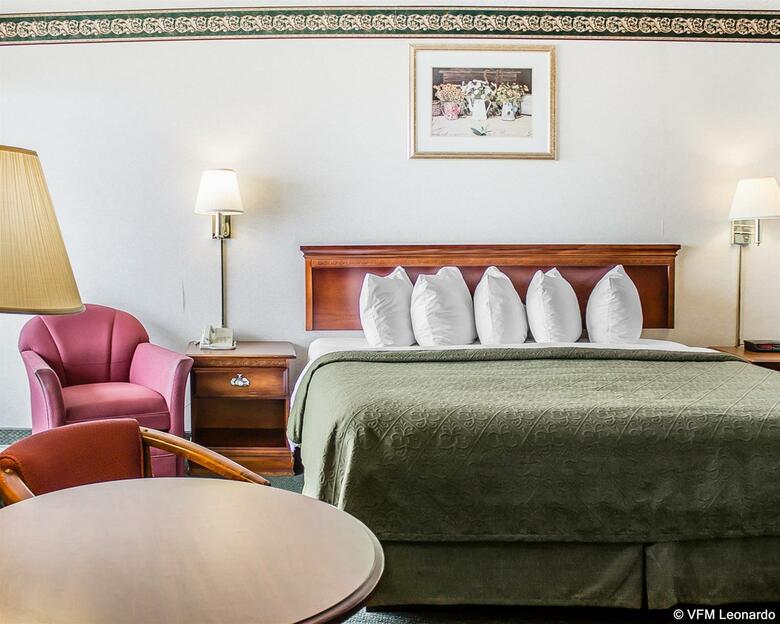 Hotel Quality Inn Lakefront