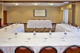 Holiday Inn Express Hotel & Suites Woodhaven