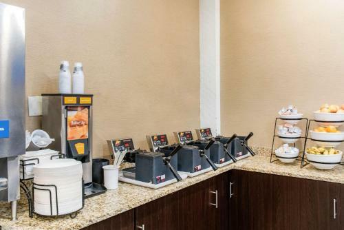 Hotel Comfort Inn Airport Bloomington