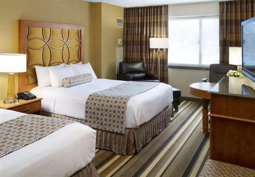 Crowne Plaza Hotel-minneapolis West-plymouth