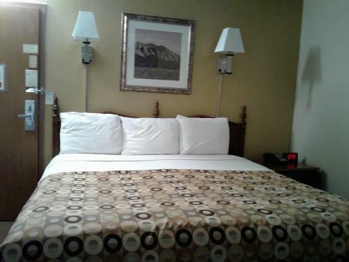 Hotel Red Carpet Inn Rochester