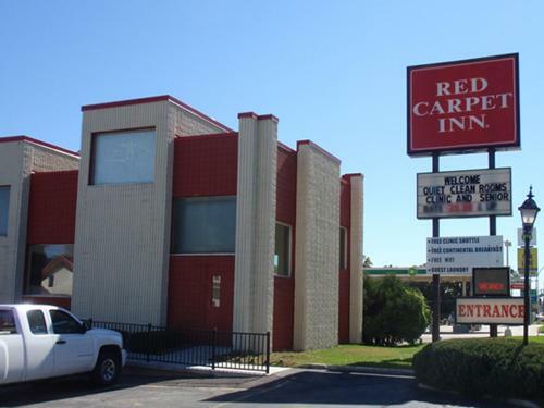 Hotel Red Carpet Inn Rochester