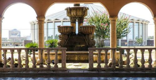 Regency Hotel & Conference Center