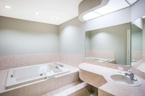 Hotel Super 8 By Wyndham Oxford