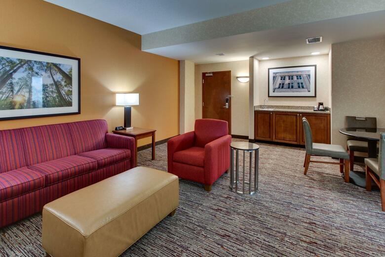 Hotel Drury Inn & Suites Meridian