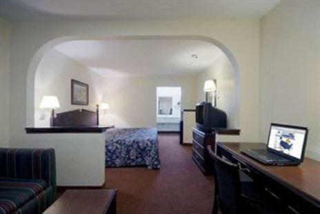 Motel America Best Value Inn & Suites Moss Point