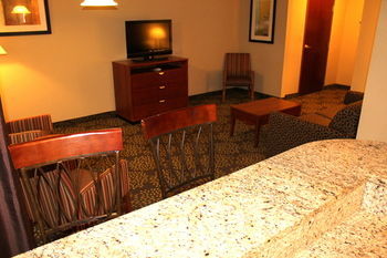 Holiday Inn Express Hotel & Suites Starkville