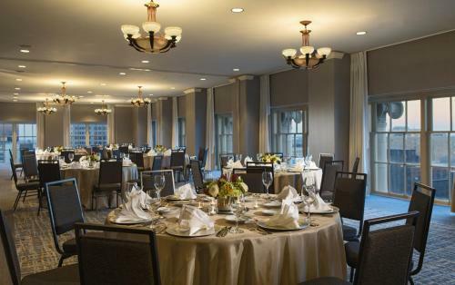 Hotel Marriott St. Louis Grand